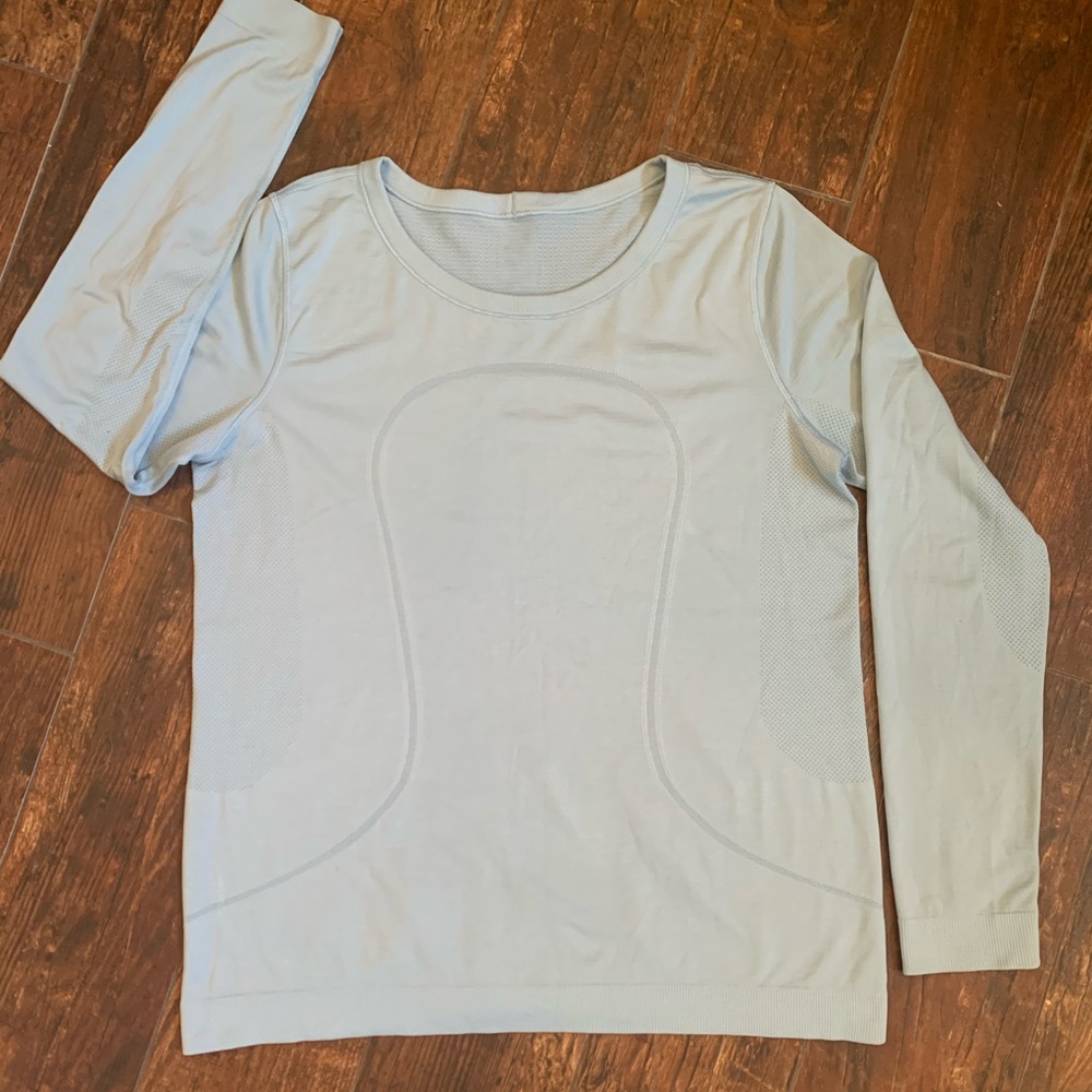 Lululemon Swiftly relaxed long sleeve